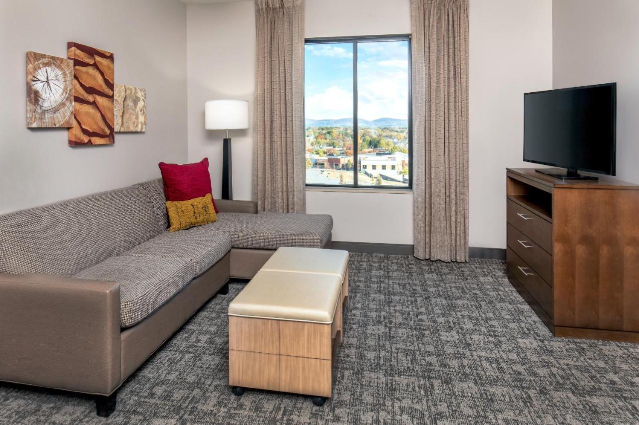 Staybridge Suites Charlottesville Airport By Ihg Bagian luar foto