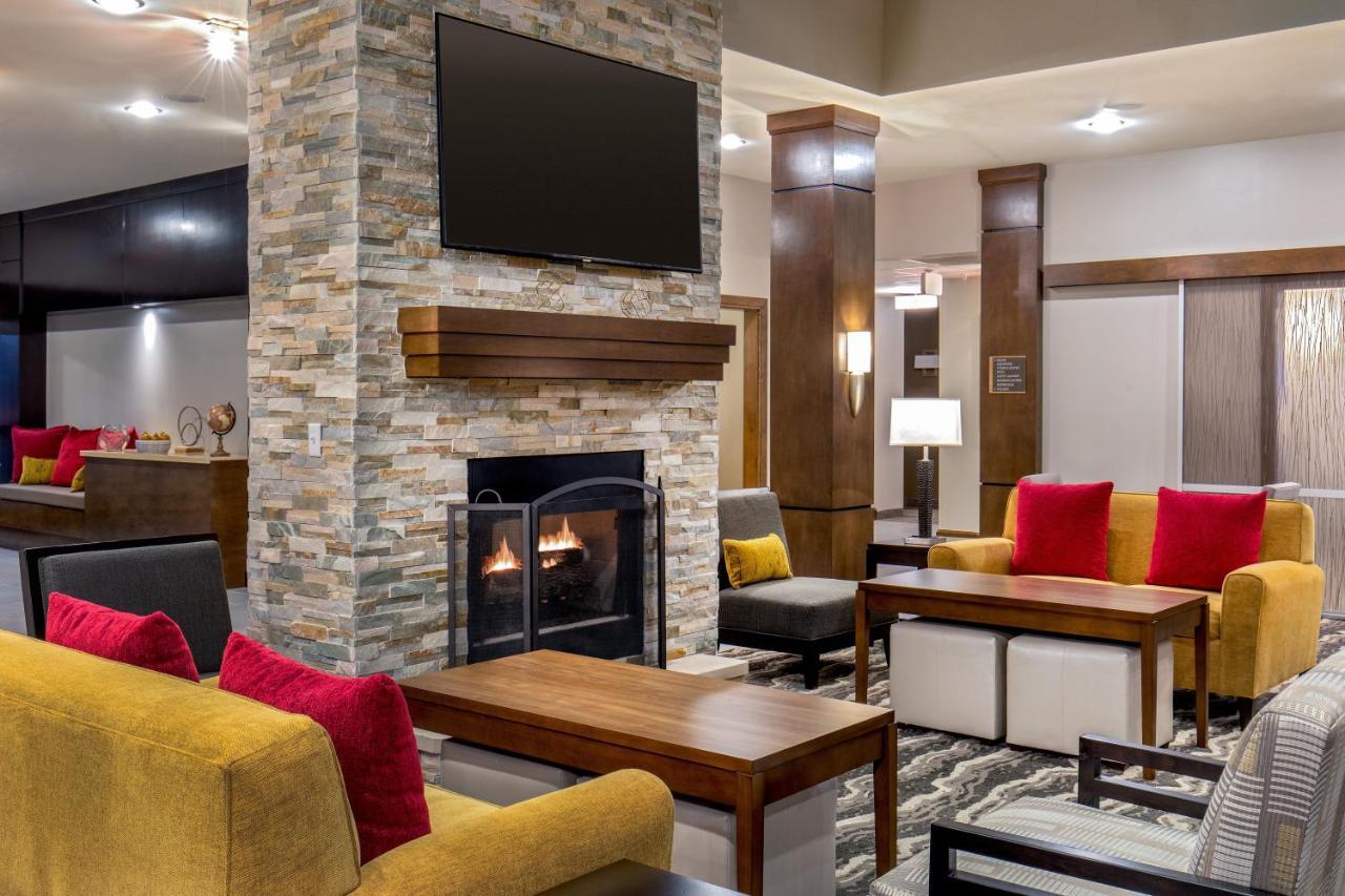 Staybridge Suites Charlottesville Airport By Ihg Bagian luar foto