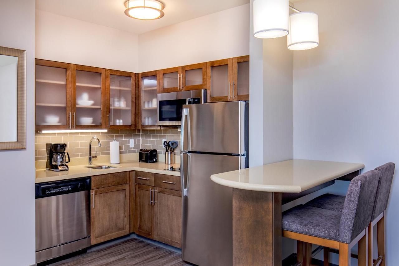 Staybridge Suites Charlottesville Airport By Ihg Bagian luar foto