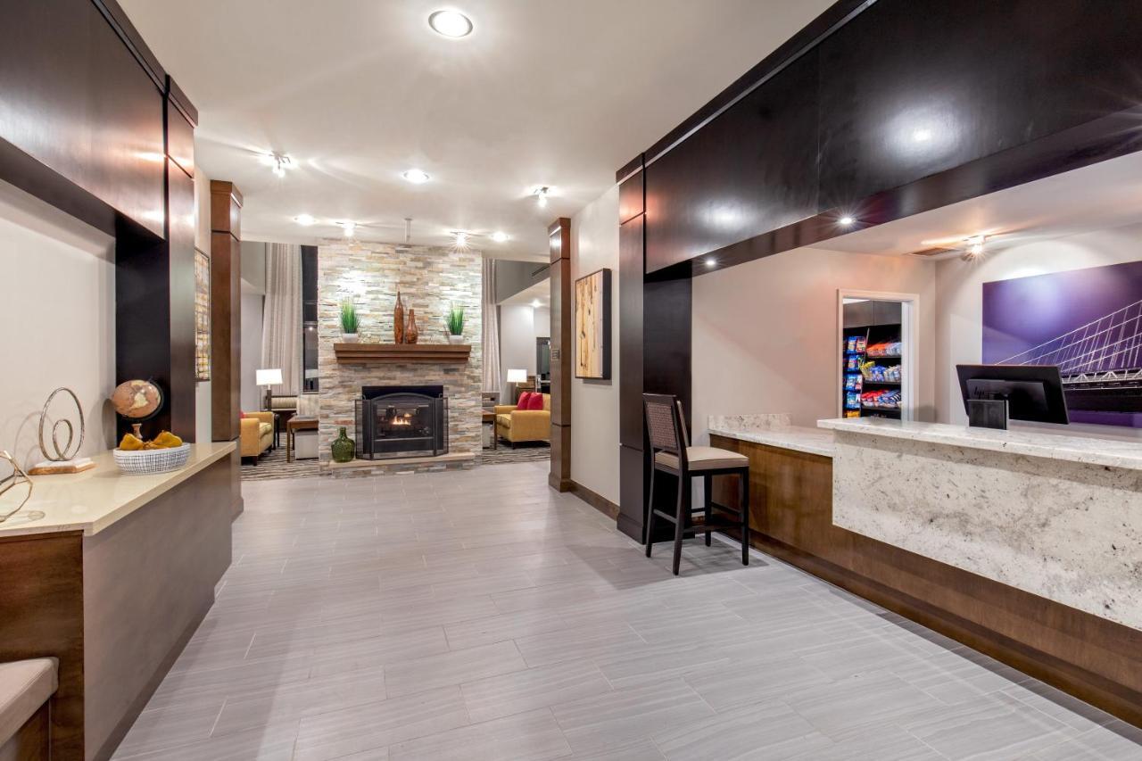 Staybridge Suites Charlottesville Airport By Ihg Bagian luar foto